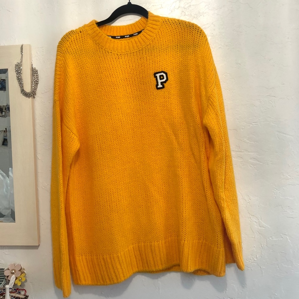 Cute OverSized Pink Sweater !